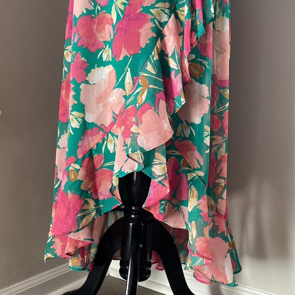 London Times Floral Ruffle Maxi - Picture 5 of 12